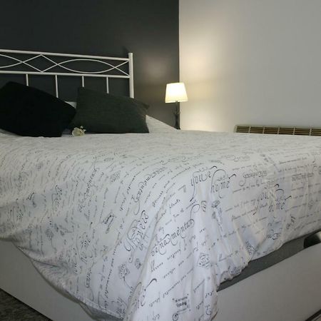 Esera Dos Catedrales Apartment Villanova Luaran gambar