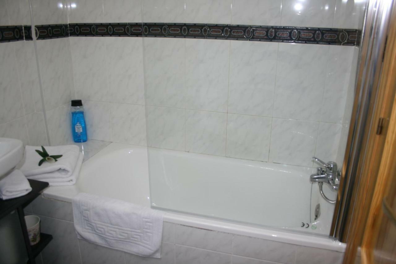 Esera Dos Catedrales Apartment Villanova Luaran gambar